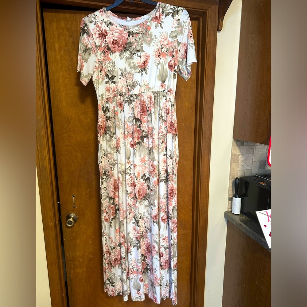 Pinkblush maternity maxi dress size 2XL